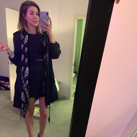 Meet your Posher, Lily - Picture 4 of 5